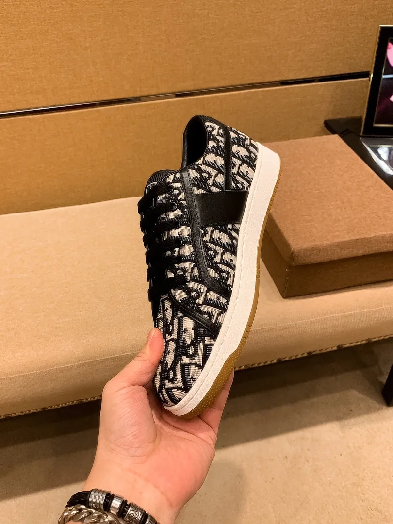 Men's shoes💰 380💰👍[Dior]🔝High-end brand of men's shoes official website 1:1 latest masterpiece: the upper is made of original Italian official website special technical cloth fabric with original comfortable and breathable lining➕original designated non-slip outsole🔥making walking more convenient and comfortable! An exclusive new model, a stunning work, a beautiful 1:1 replica [color] compared to the official quality! Create a fashionable personality to set off your uniqueness! A must-have for trendy men! 🔥, sizes: 38-44. color:.    3⃣️colors available🔥